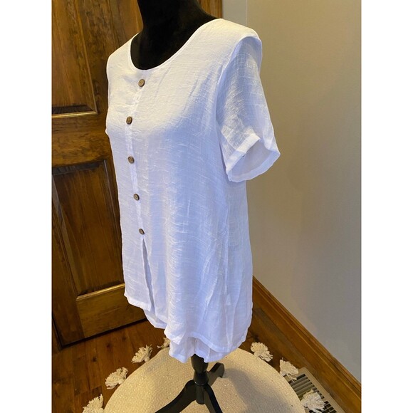 Creation Blouse Size Large Top Gauzy Button Down White Womens Cool for Summer - Picture 3 of 9